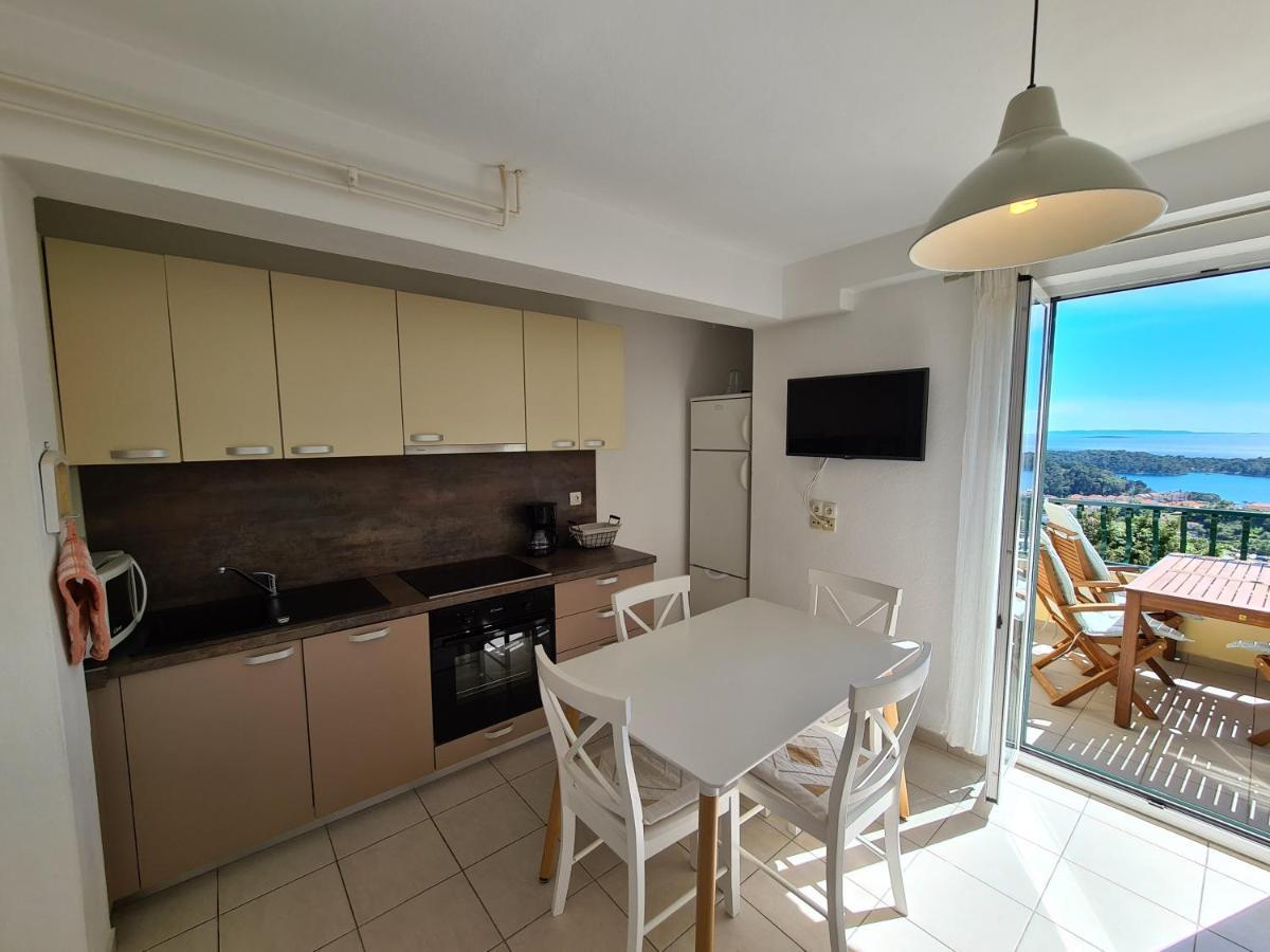 Apartments Linda Palit Экстерьер фото